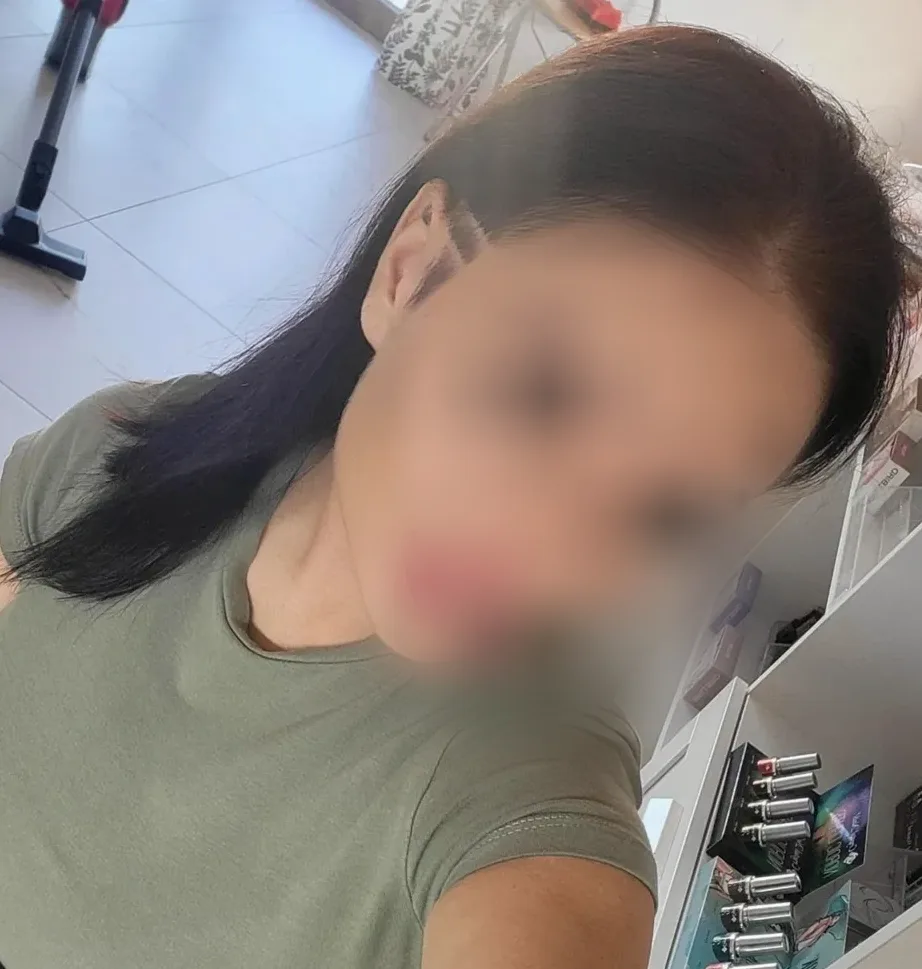 Madeleine, 29